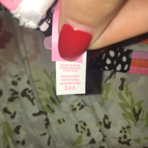 Victoria’s Secret bathing suit - Picture 3 of 4